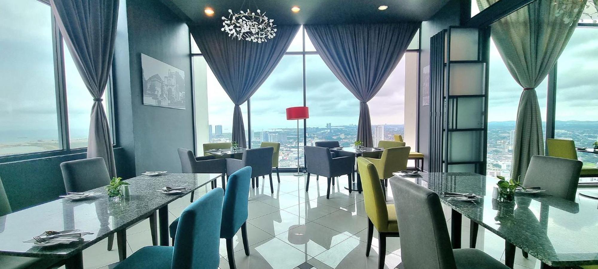 The Shore Hotel & Residences Malacca Extérieur photo