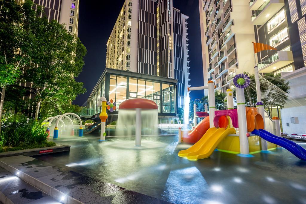 The Shore Hotel & Residences Malacca Extérieur photo